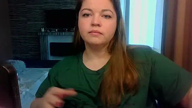 cute  cherry online show from April 5, 2026, 10:11 am