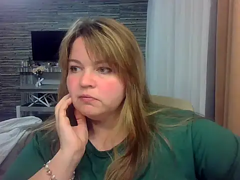 cute  cherry online show from May 7, 2026, 8:12 pm