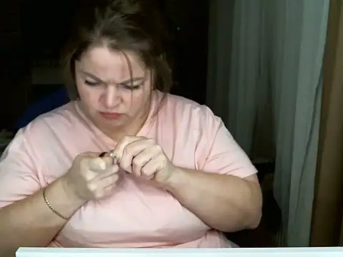 cute  cherry online show from January 15, 2026, 8:56 pm