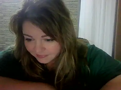 cute  cherry online show from May 25, 2026, 8:07 pm
