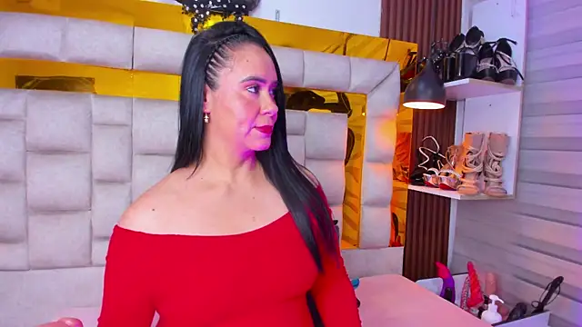 bigass monic online show from April 11, 2026, 3:14 am