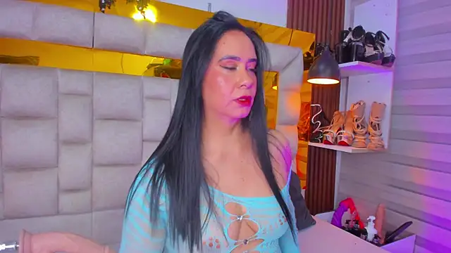bigass monic online show from May 8, 2026, 2:48 am