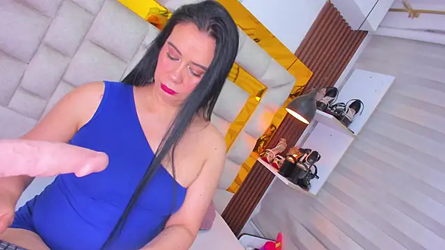 bigass monic online show from October 15, 2025, 2:21 am