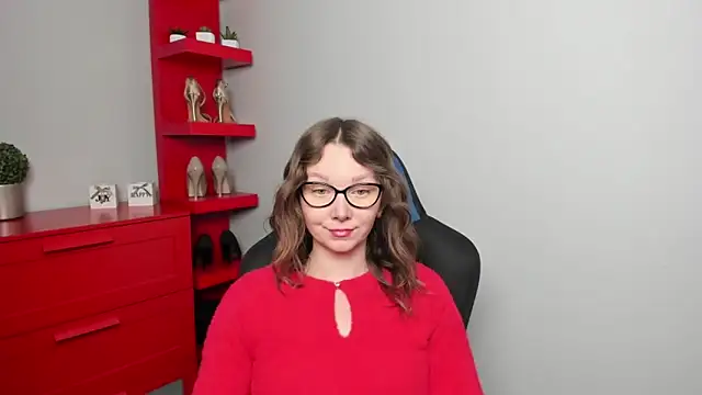 Cookie zoe online show from November 3, 2025, 6:29 am