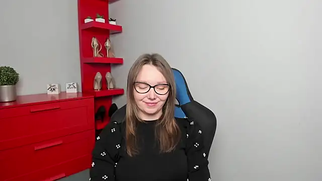 Snapshot of Cookie_zoe chatting on October 3, 2025, 6:48 am Cookie zoe online show from October 3, 2025, 6:48 am