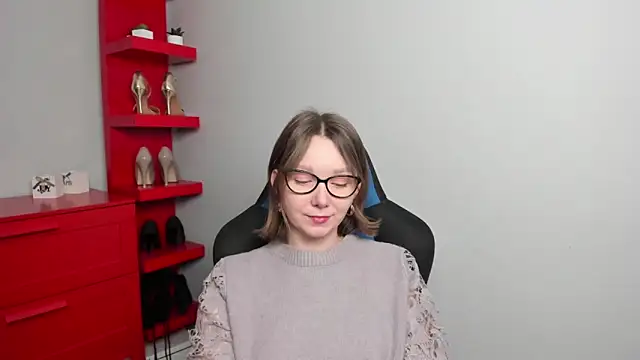 Cookie zoe online show from December 5, 2025, 6:34 am