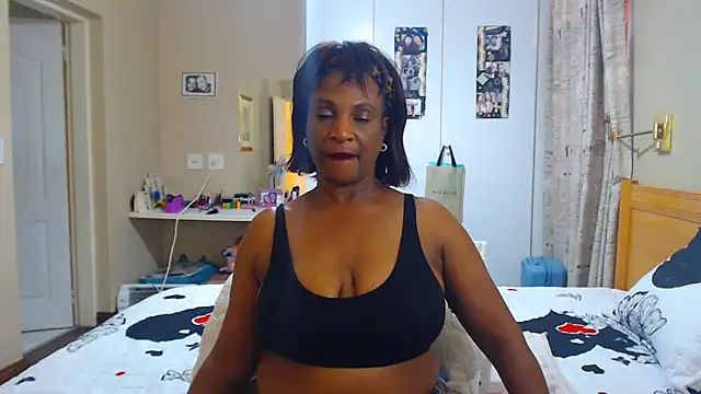 Snapshot of Hotgrannyx chatting on February 27, 2025, 7:08 am Hotgrannyx online show from February 27, 2025, 7:08 am