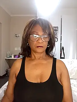 Snapshot of Hotgrannyx chatting on September 14, 2025, 7:20 am Hotgrannyx online show from September 14, 2025, 7:20 am