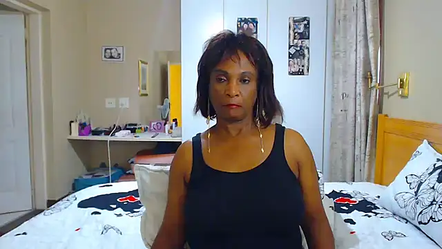 Snapshot of Hotgrannyx chatting on February 16, 2025, 3:16 pm Hotgrannyx online show from February 16, 2025, 3:16 pm