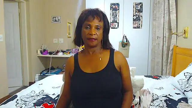 Snapshot of Hotgrannyx chatting on February 23, 2025, 6:56 pm Hotgrannyx online show from February 23, 2025, 6:56 pm