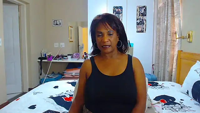 Snapshot of Hotgrannyx chatting on March 12, 2025, 12:36 pm Hotgrannyx online show from March 12, 2025, 12:36 pm