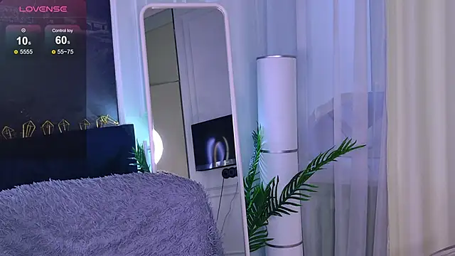 SofiaFoster  online show from February 25, 2026, 6:02 am