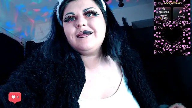 Psychobitch7 online show from April 5, 2026, 9:21 pm