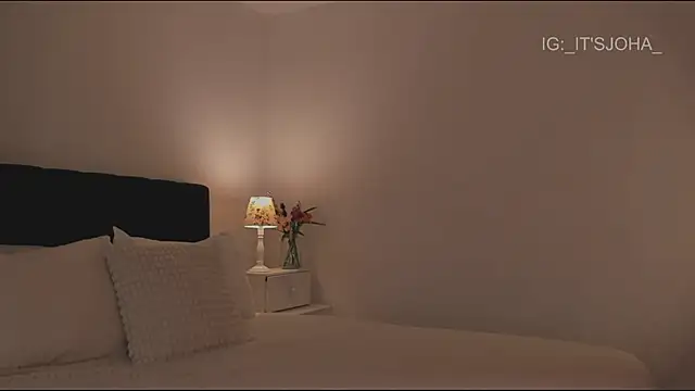 Snapshot of _Amatista chatting on April 13, 2026, 1:31 am Amatista online show from April 13, 2026, 1:31 am