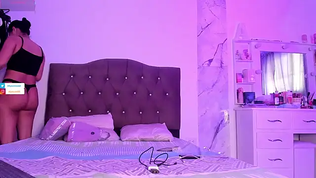 alysson 18 online show from June 15, 2026, 2:06 pm
