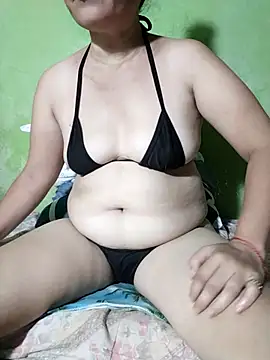 SoSweetPearl online show from June 7, 2026, 12:10 pm