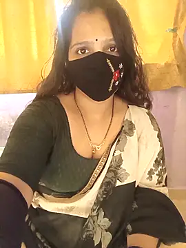 Snapshot of Rising_Smiler chatting on February 6, 2026, 8:32 am Rising Smiler online show from February 6, 2026, 8:32 am