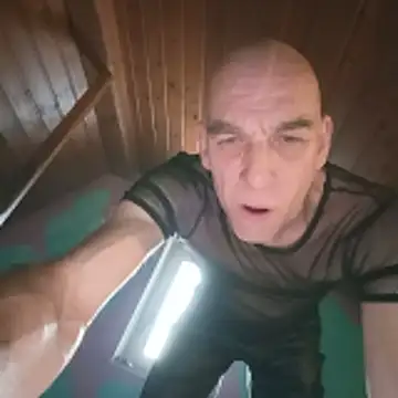 Snapshot of porno-freak chatting on February 24, 2026, 4:30 pm porno-freak online show from February 24, 2026, 4:30 pm