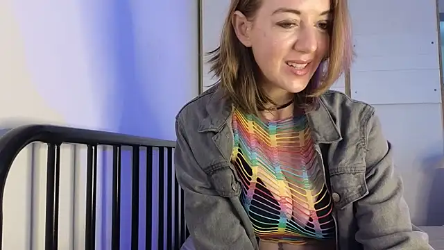 TopsyWilde online show from March 29, 2026, 8:27 am