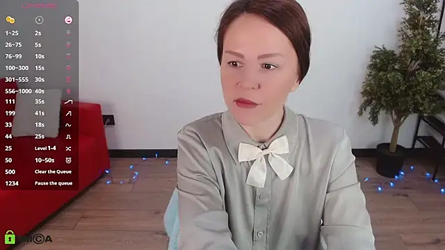 VickyGolden online show from May 16, 2026, 5:06 am