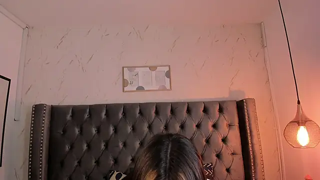 Kim Blane online show from February 12, 2026, 4:12 am