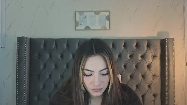 Kim Blane online show from April 10, 2026, 3:35 am