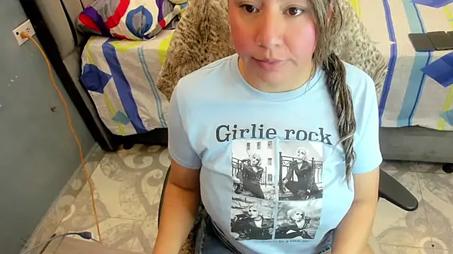 Snapshot of Tiffany_teressa chatting on December 19, 2025, 5:15 pm Tiffany teressa online show from December 19, 2025, 5:15 pm