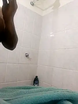 Snapshot of PhillDrake11 chatting on December 5, 2025, 4:55 am PhillDrake11 online show from December 5, 2025, 4:55 am