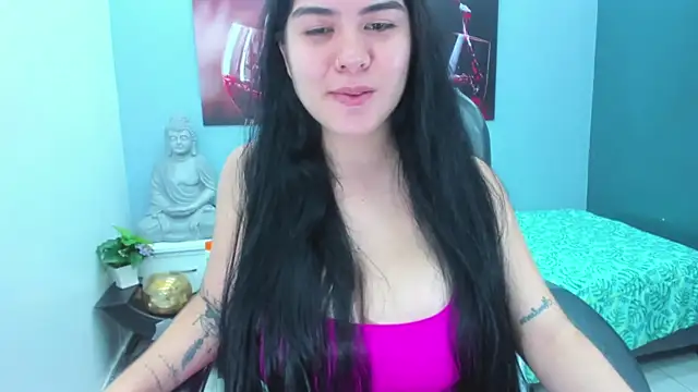 Snapshot of pearl_weet chatting on February 26, 2025, 5:53 pm pearl weet online show from February 26, 2025, 5:53 pm