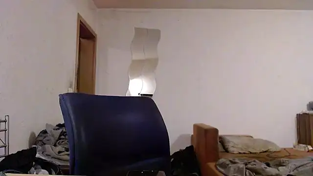 sexymann92 online show from October 30, 2025, 8:23 am