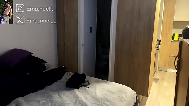 Snapshot of Emanuell__ chatting on May 8, 2026, 2:04 am Emanuell online show from May 8, 2026, 2:04 am