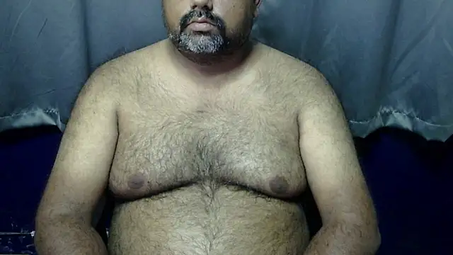 hairysubcub 70 online show from May 7, 2026, 7:34 am