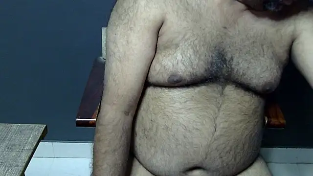 Snapshot of hairysubcub_70 chatting on March 4, 2025, 1:17 pm hairysubcub 70 online show from March 4, 2025, 1:17 pm