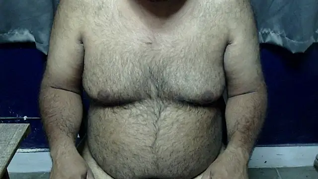 hairysubcub 70 online show from May 17, 2026, 6:19 pm