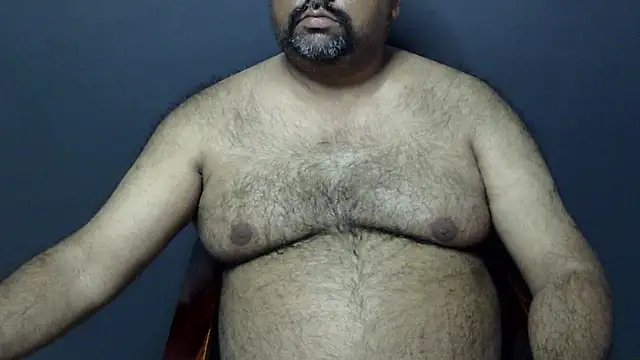Snapshot of hairysubcub_70 chatting on February 28, 2025, 9:58 am hairysubcub 70 online show from February 28, 2025, 9:58 am