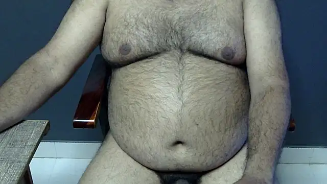 Snapshot of hairysubcub_70 chatting on March 8, 2025, 10:00 am hairysubcub 70 online show from March 8, 2025, 10:00 am