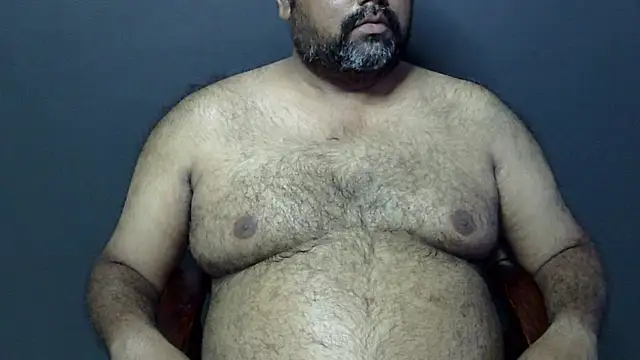 Snapshot of hairysubcub_70 chatting on March 20, 2025, 10:10 am hairysubcub 70 online show from March 20, 2025, 10:10 am