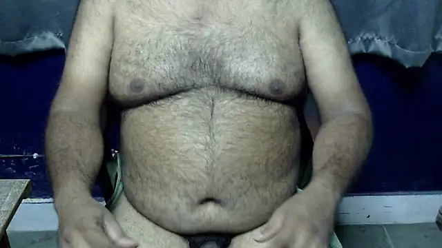 hairysubcub 70 online show from May 19, 2026, 7:04 am