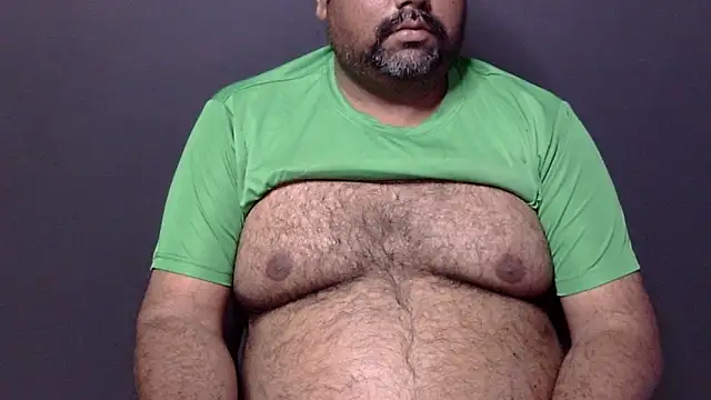 Snapshot of hairysubcub_70 chatting on March 4, 2025, 10:13 am hairysubcub 70 online show from March 4, 2025, 10:13 am