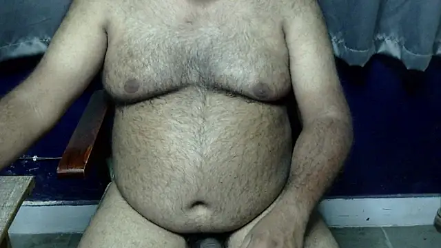 hairysubcub 70 online show from April 28, 2026, 6:12 pm