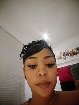 sexyTHANDO online show from March 14, 2025, 9:00 pm