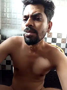 arhan3043 online show from October 23, 2025, 11:09 am