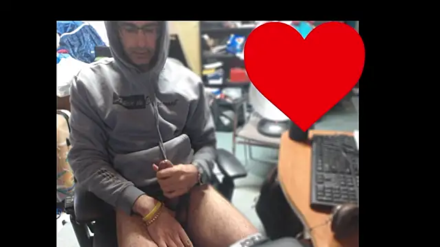 Gsmile1 online show from March 14, 2026, 7:31 pm