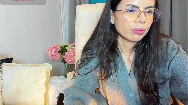 BellaAnna30 online show from January 29, 2025, 12:45 pm