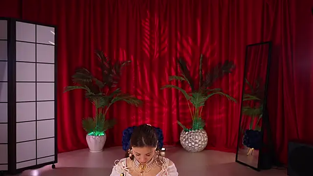 Snapshot of KittyCaitlin chatting on October 14, 2025, 11:25 pm KittyCaitlin online show from October 14, 2025, 11:25 pm