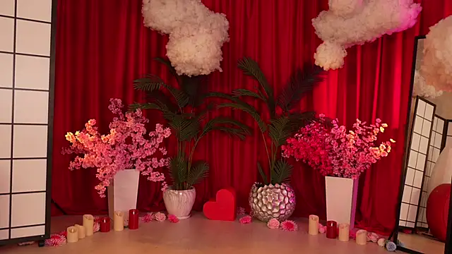 Snapshot of KittyCaitlin chatting on February 20, 2025, 12:41 am KittyCaitlin online show from February 20, 2025, 12:41 am