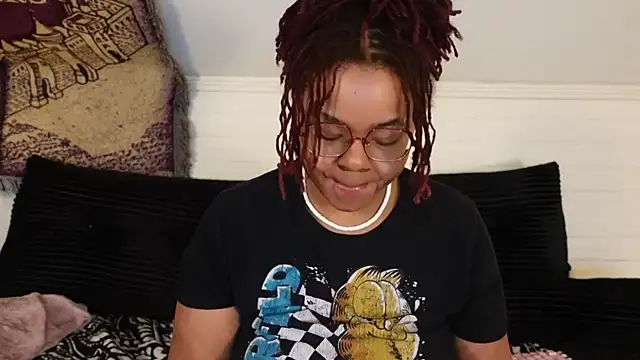 -khayaparker online show from April 29, 2026, 6:39 am