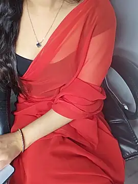 Snapshot of aliyaah_singh chatting on May 18, 2026, 6:12 pm aliyaah singh online show from May 18, 2026, 6:12 pm