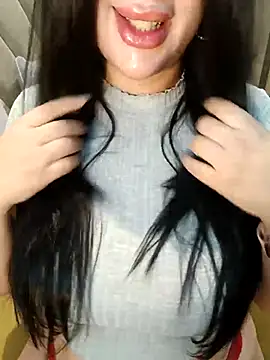 Snapshot of Queen_sousou chatting on December 21, 2025, 10:28 am Queen sousou online show from December 21, 2025, 10:28 am