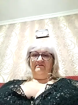 Snapshot of LolkaAlyss chatting on February 27, 2025, 12:03 am LolkaAlyss online show from February 27, 2025, 12:03 am